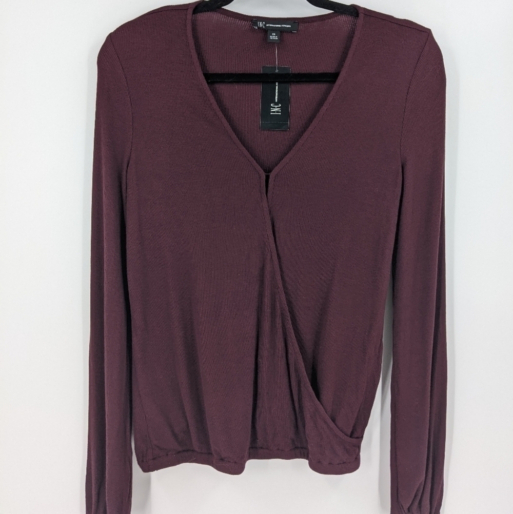 NWT INC INTERNATIONAL CONCEPTS Ribbed Wrap Tee